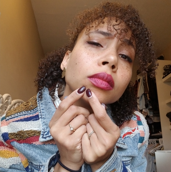 Meet your Posher, Mica - Picture 3 of 4